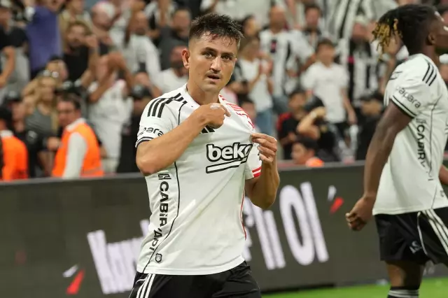 Transferde sürpriz gelişme! Cengiz Ünder imzayı attı Transferde sürpriz gelişme! Cengiz Ünder imzayı attı